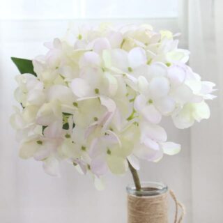 Fleur artificielle d’hortensia vintage en soie