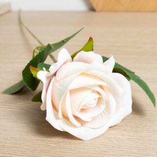 Lot de 5 roses artificielles avec longue tige et feuilles